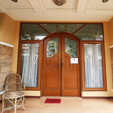 Maharani Guesthouse Tebet Syariah Jakarta Luaran gambar