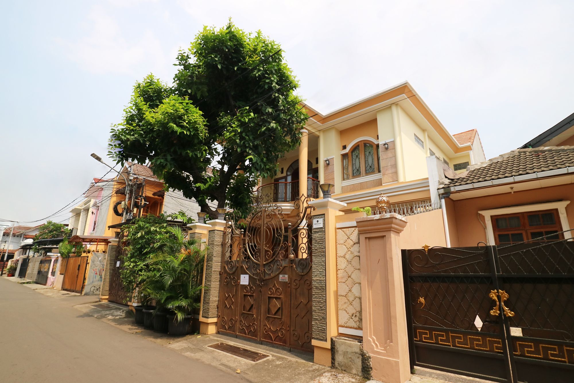 Maharani Guesthouse Tebet Syariah Jakarta Luaran gambar