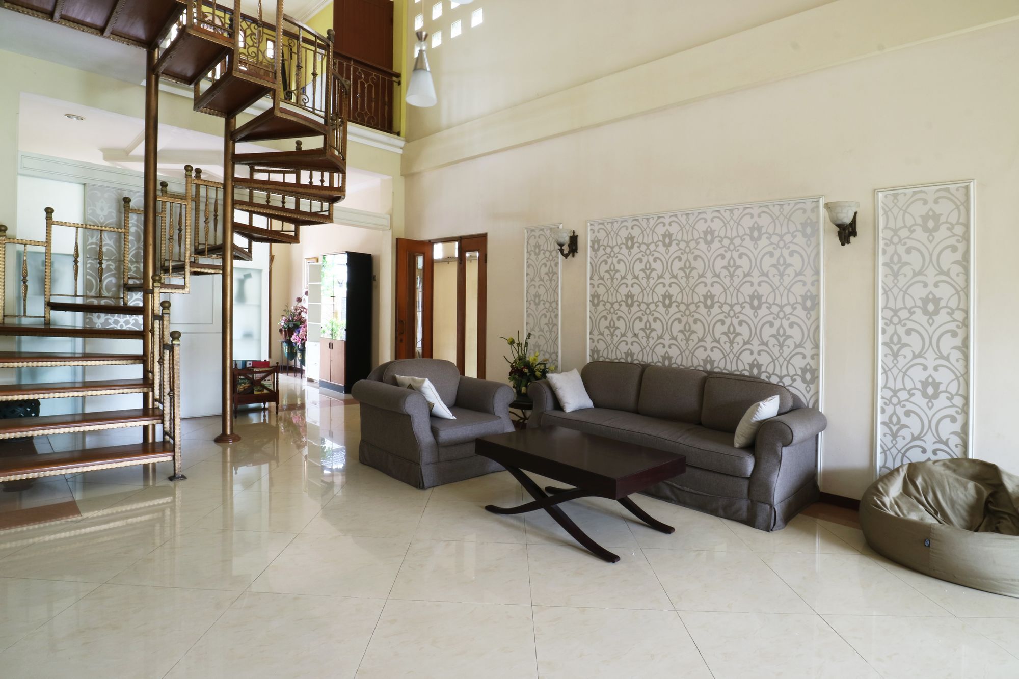 Maharani Guesthouse Tebet Syariah Jakarta Luaran gambar